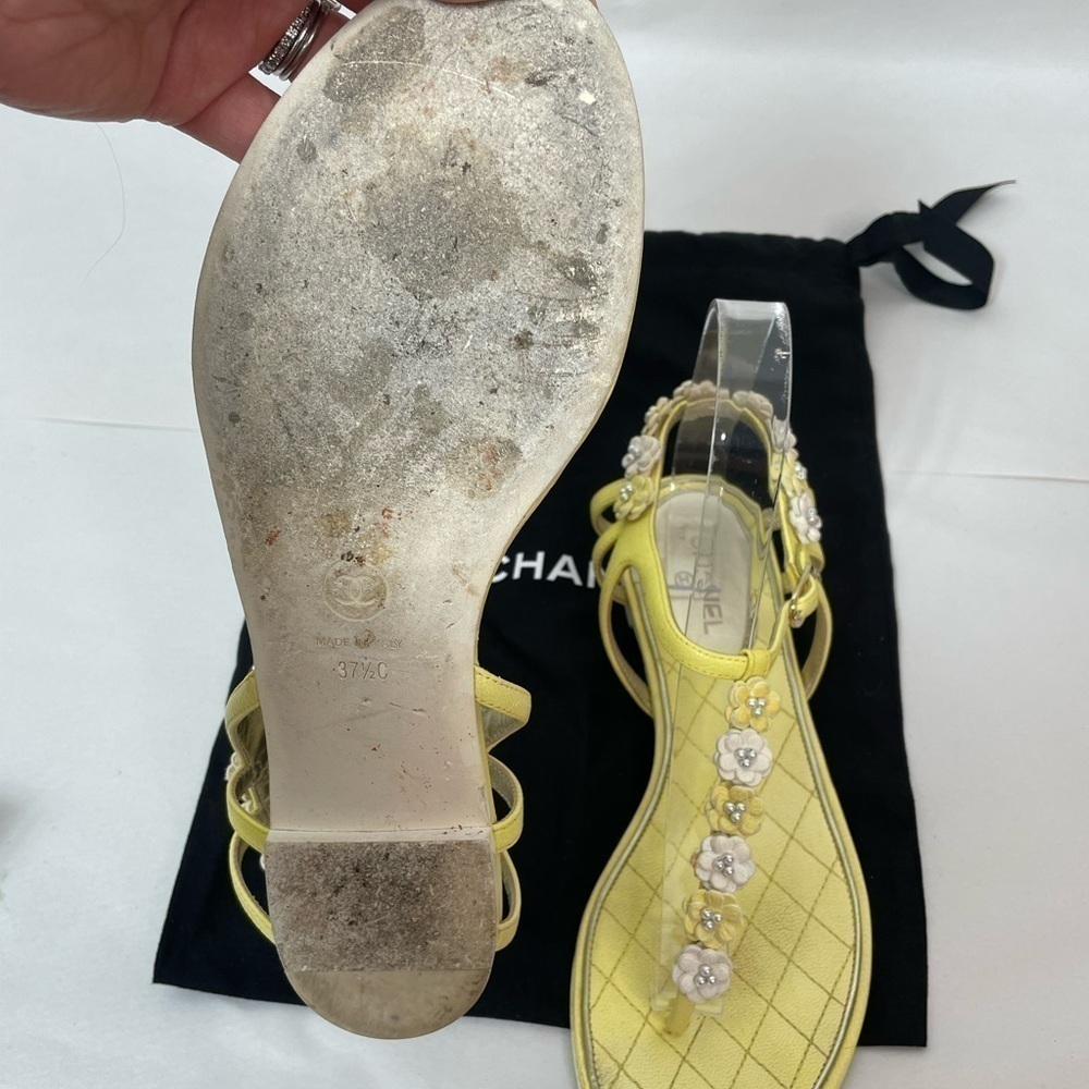 Chanel Interlocking CC Logo Sandals - Picture 10 of 10